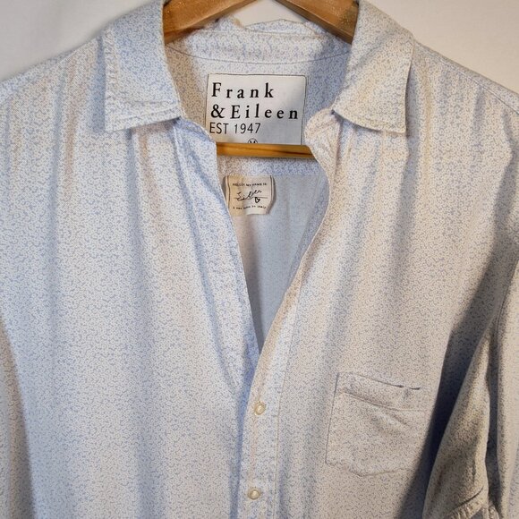 Frank & Eileen Women's Medium Button Down Long Sleeve Floral Shirt - Picture 2 of 9